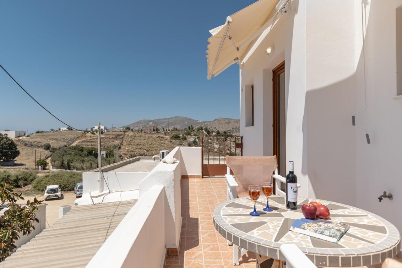 Naxian White House In Glinado Lägenhet Glinado Naxos Exteriör bild